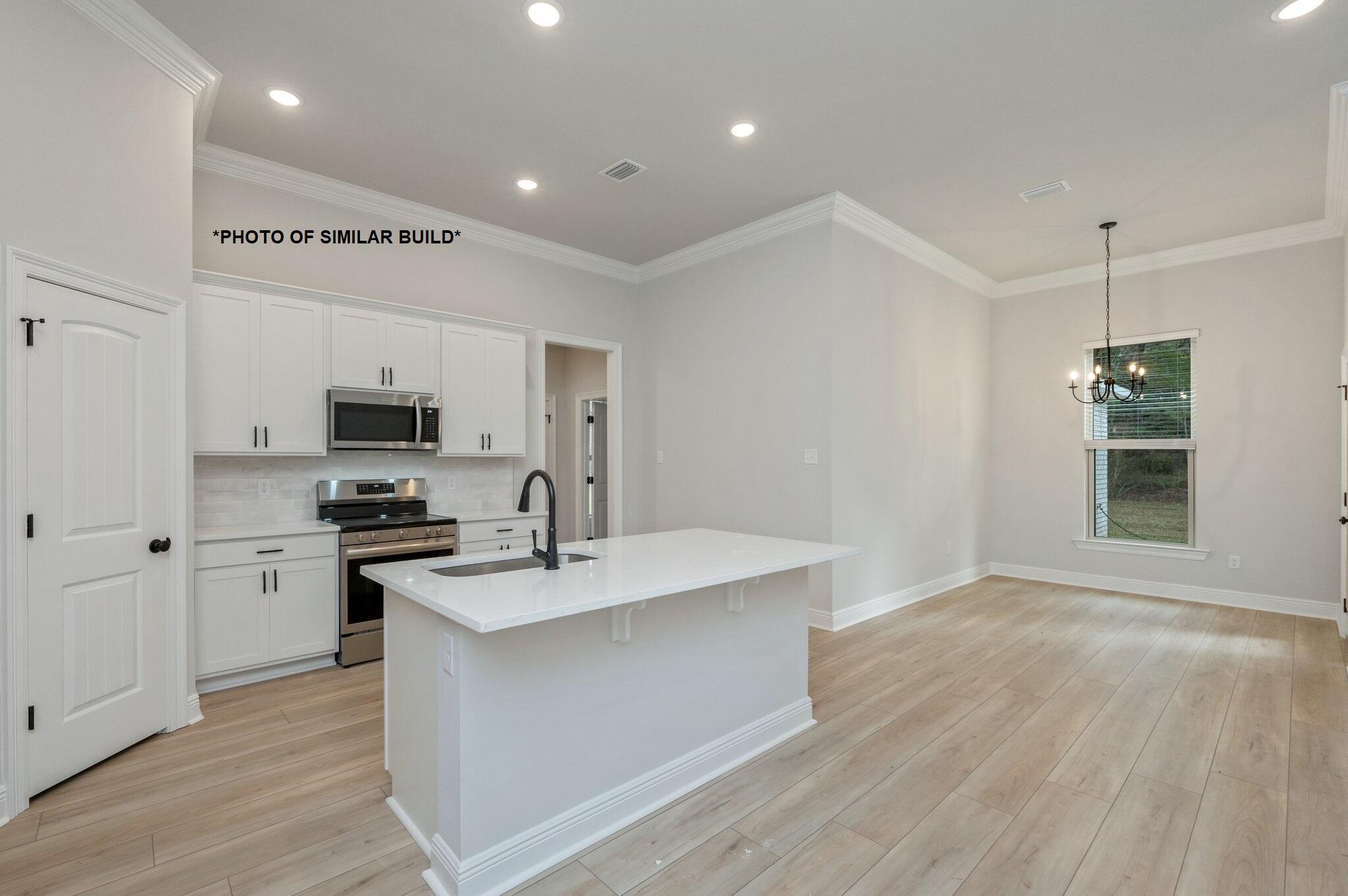 YOUNG OAKS - Residential