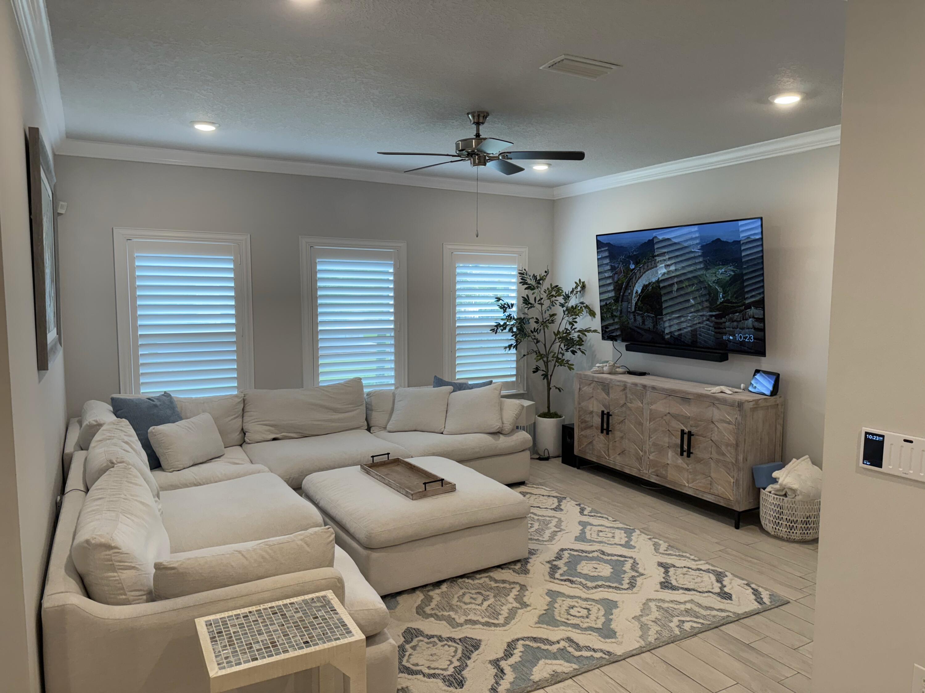 HAMMOCK BAY - Residential Lease