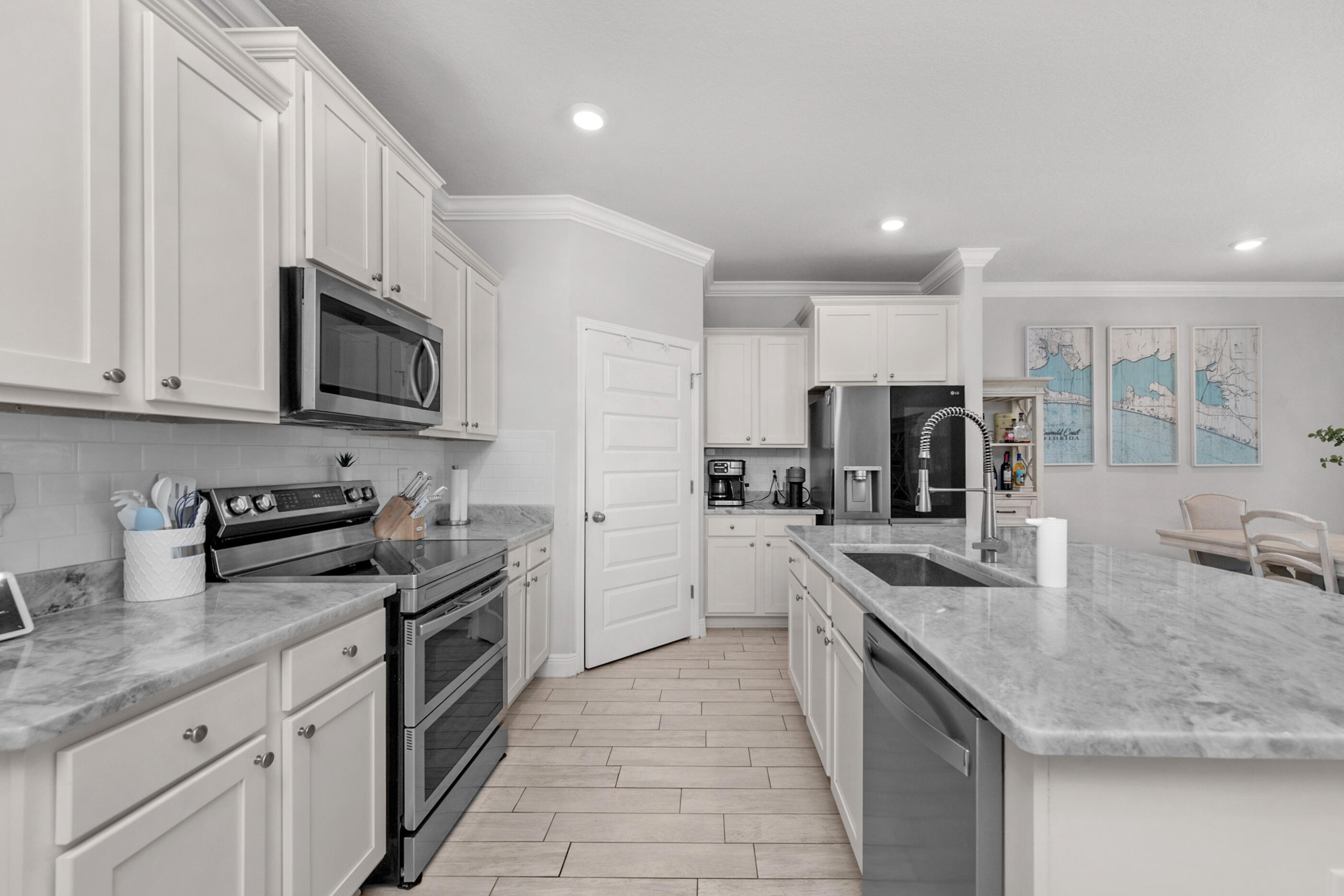 HAMMOCK BAY - Residential Lease