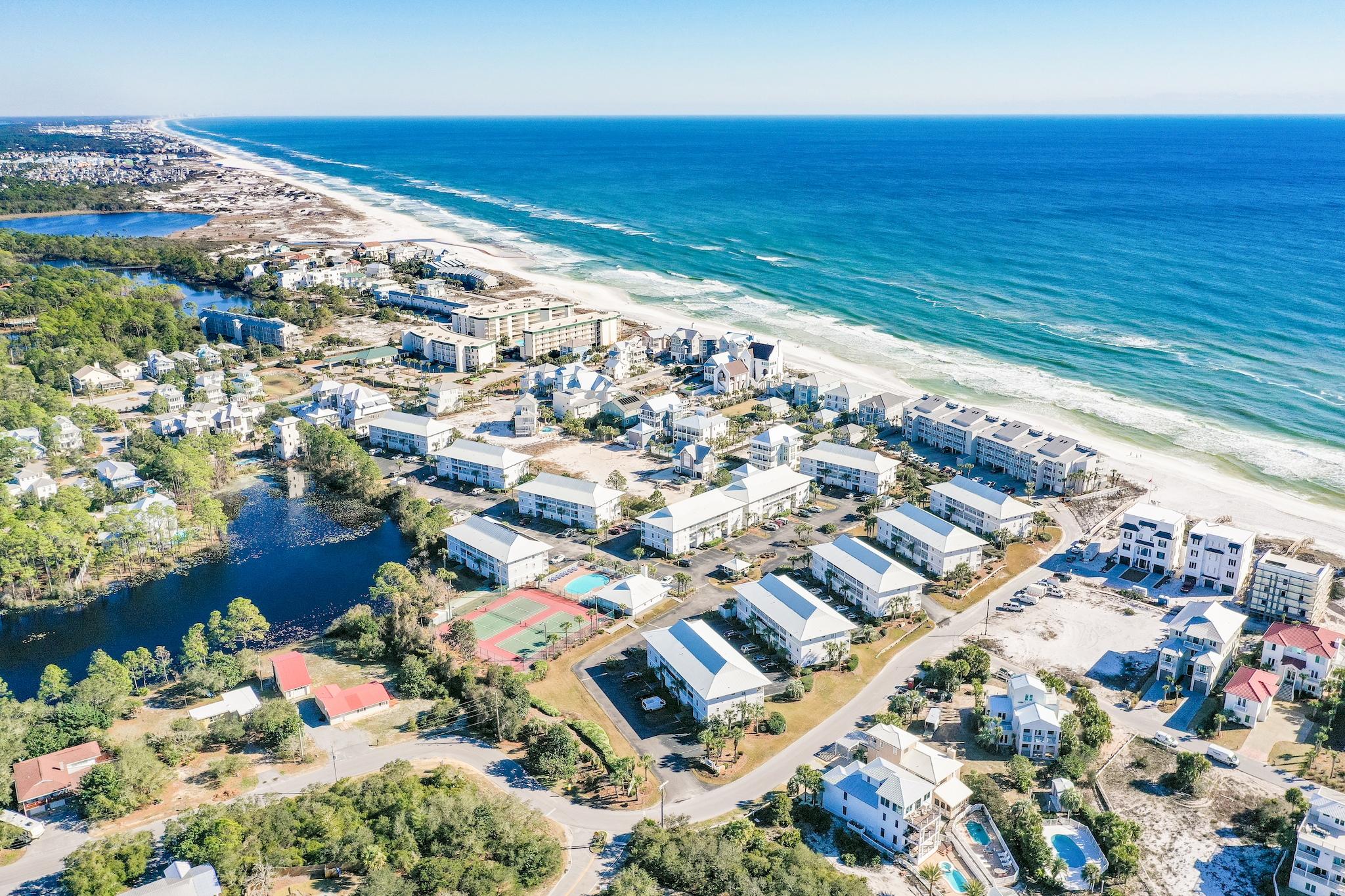 BEACHSIDE VILLAS CONDO - Residential