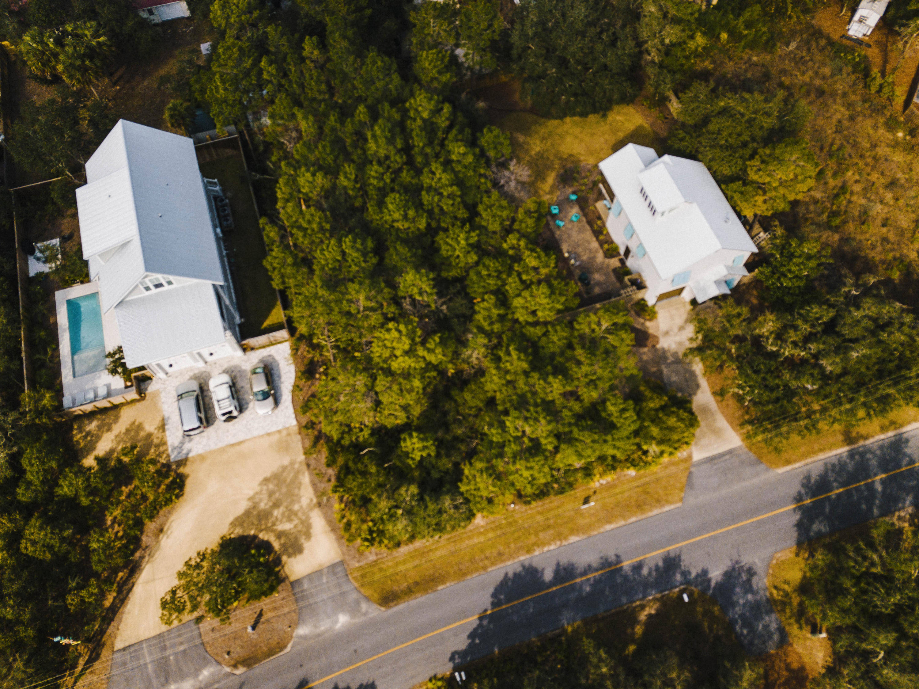 EASTERN LAKE ESTATES - Land