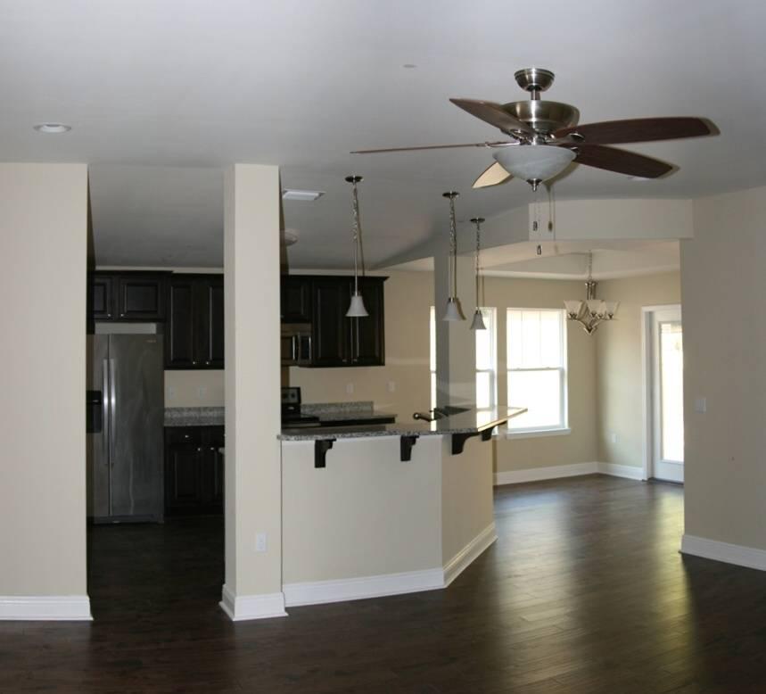 CRESCENT SHORES - Residential