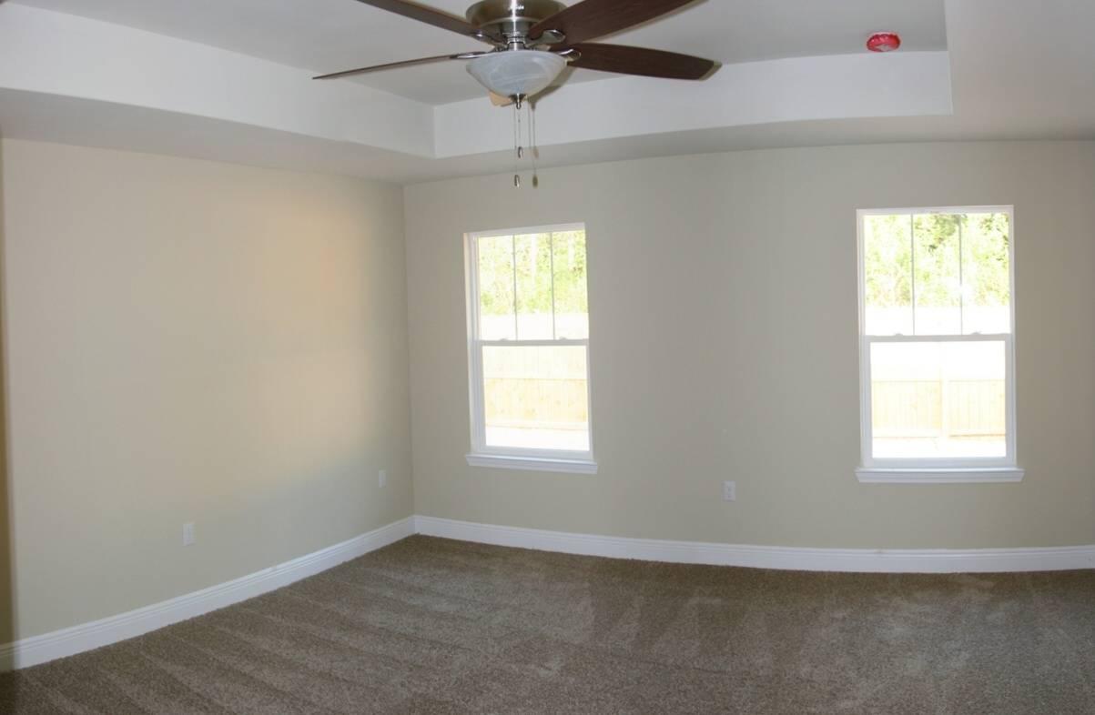 CRESCENT SHORES - Residential