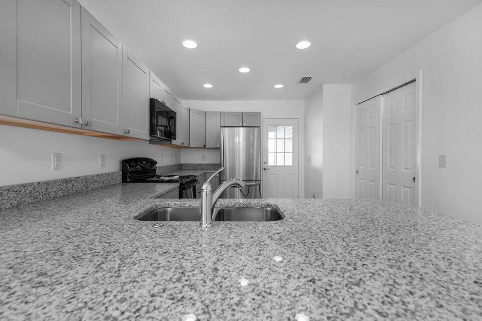 OPEN HOUSE SATURDAY April 2, 2022 11:00AM-2:00PM*Note the pictures added are from same builder similar finishes*This beautiful brand new construction 3 bedroom 2 bathroom home is almost ready for you to make it your own. This is a great neighborhood, and it's in the heart of Crestview, with the beautiful Twin Lake Park very close. Planned, High quality vinyl flooring throughout with light beachy colors Approximate completion date 04/22/2022. All information to be verified by buyer or buyers agent.
