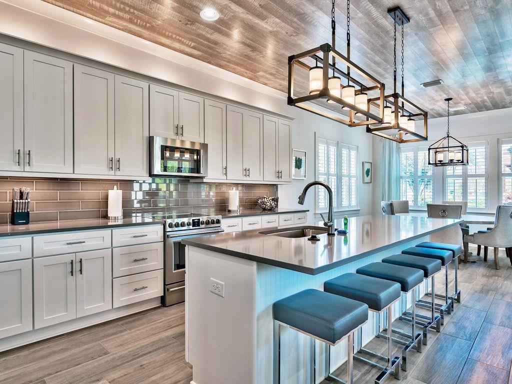 The Retreat at Miramar - Residential