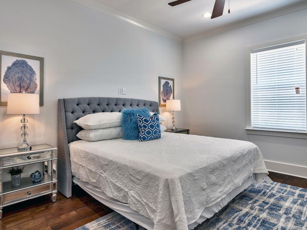 The Retreat at Miramar - Residential