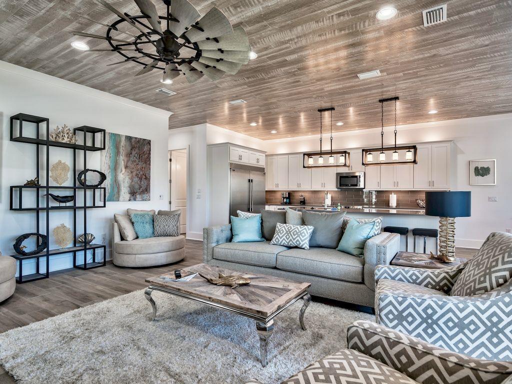 The Retreat at Miramar - Residential