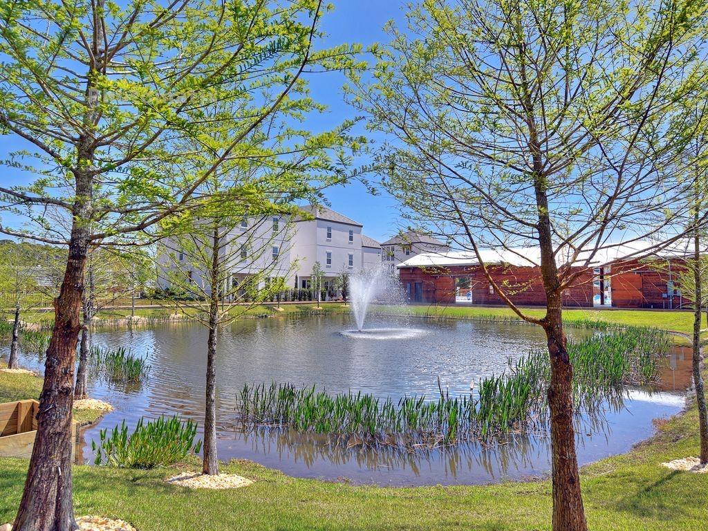 The Retreat at Miramar - Residential