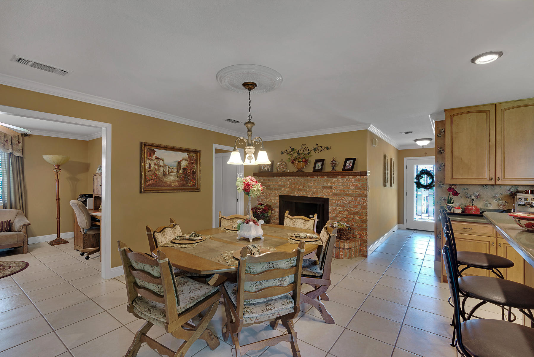 LAKE LORRAINE ESTATES 3 - Residential