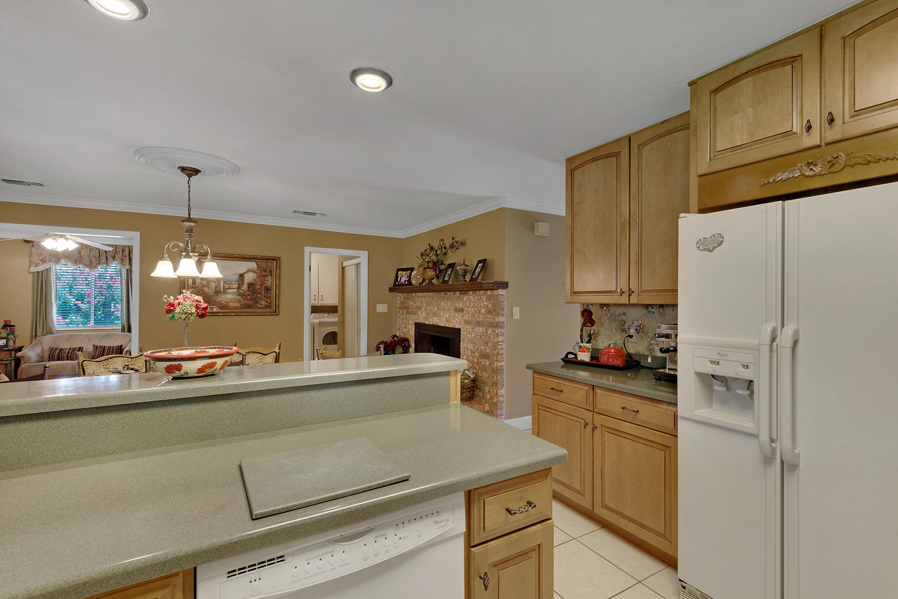 LAKE LORRAINE ESTATES 3 - Residential