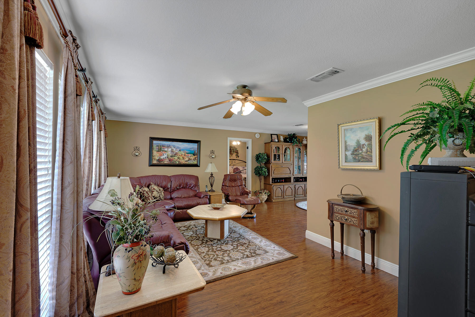 LAKE LORRAINE ESTATES 3 - Residential