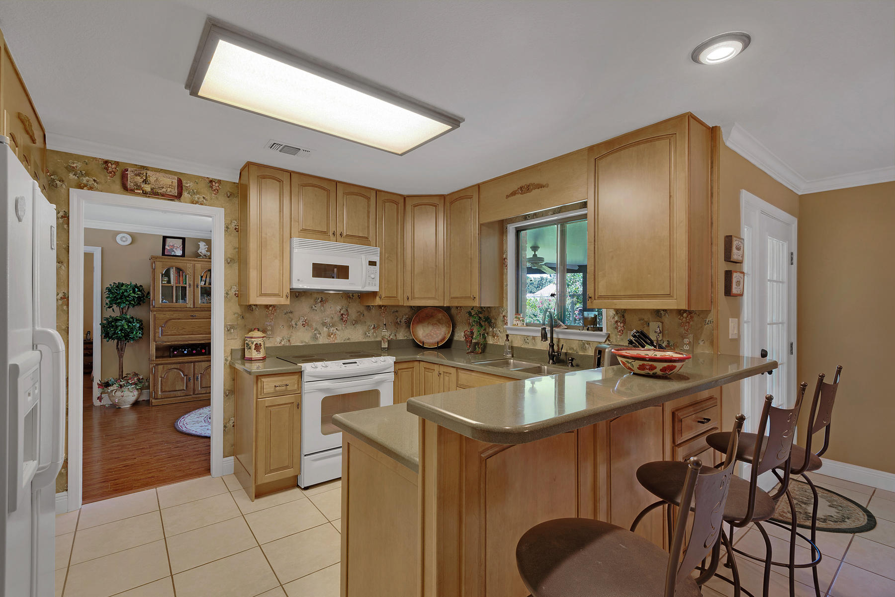 LAKE LORRAINE ESTATES 3 - Residential