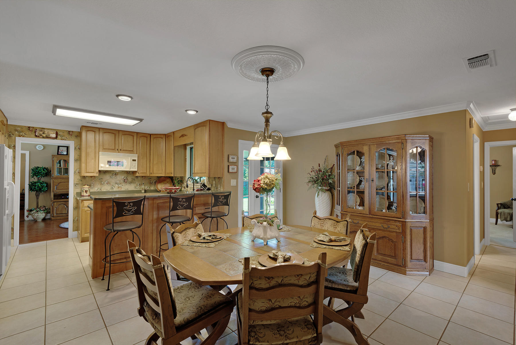 LAKE LORRAINE ESTATES 3 - Residential