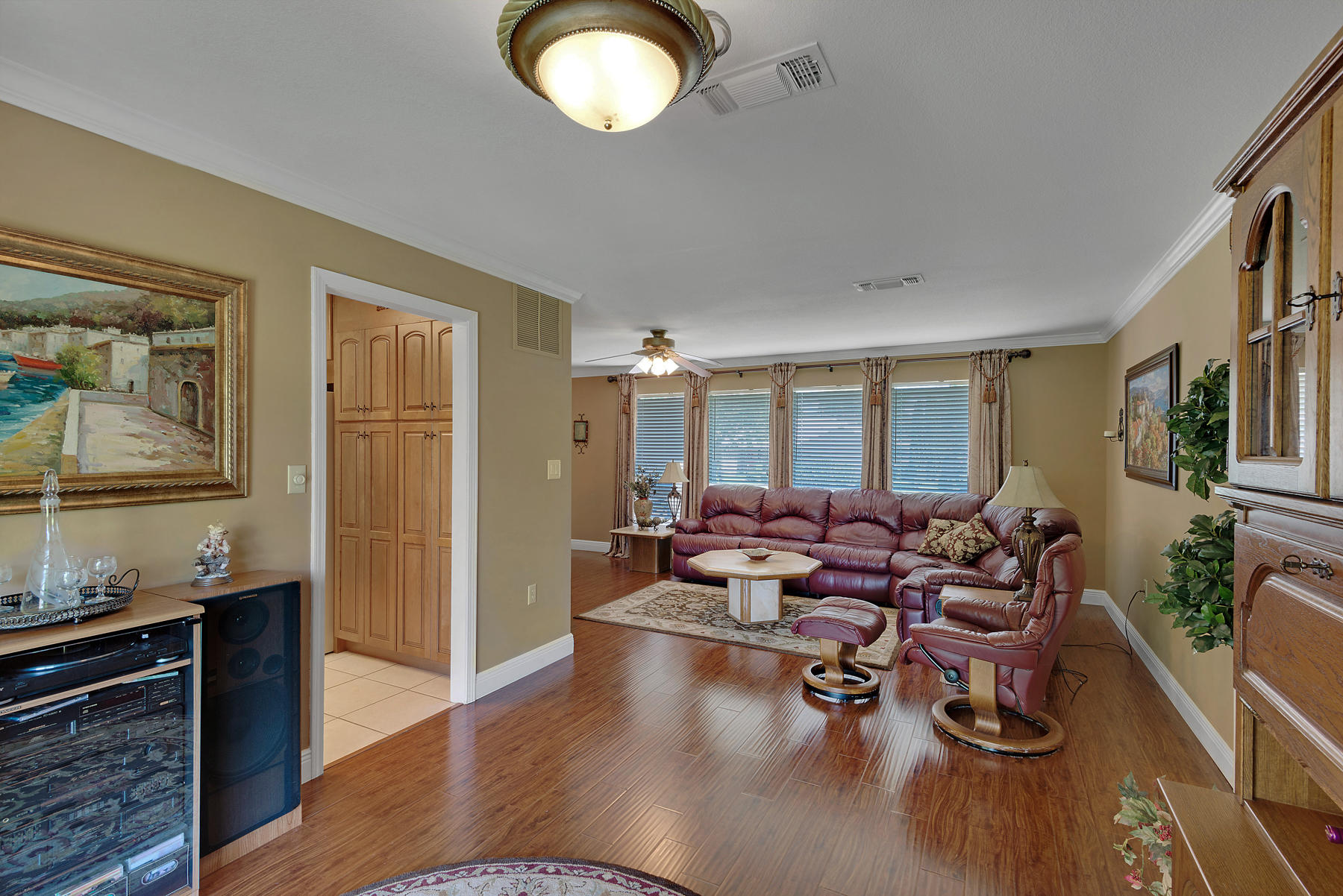 LAKE LORRAINE ESTATES 3 - Residential