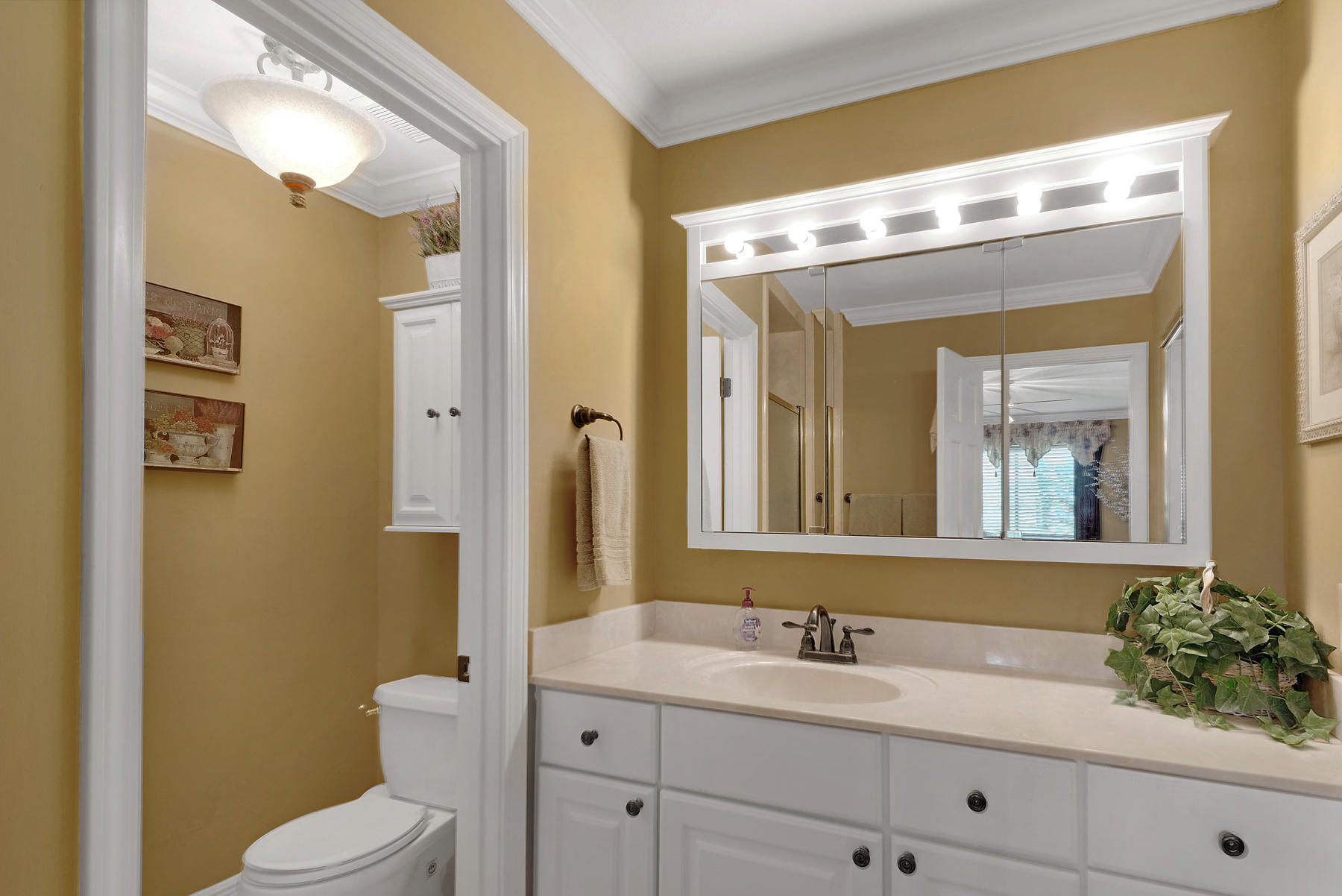LAKE LORRAINE ESTATES 3 - Residential