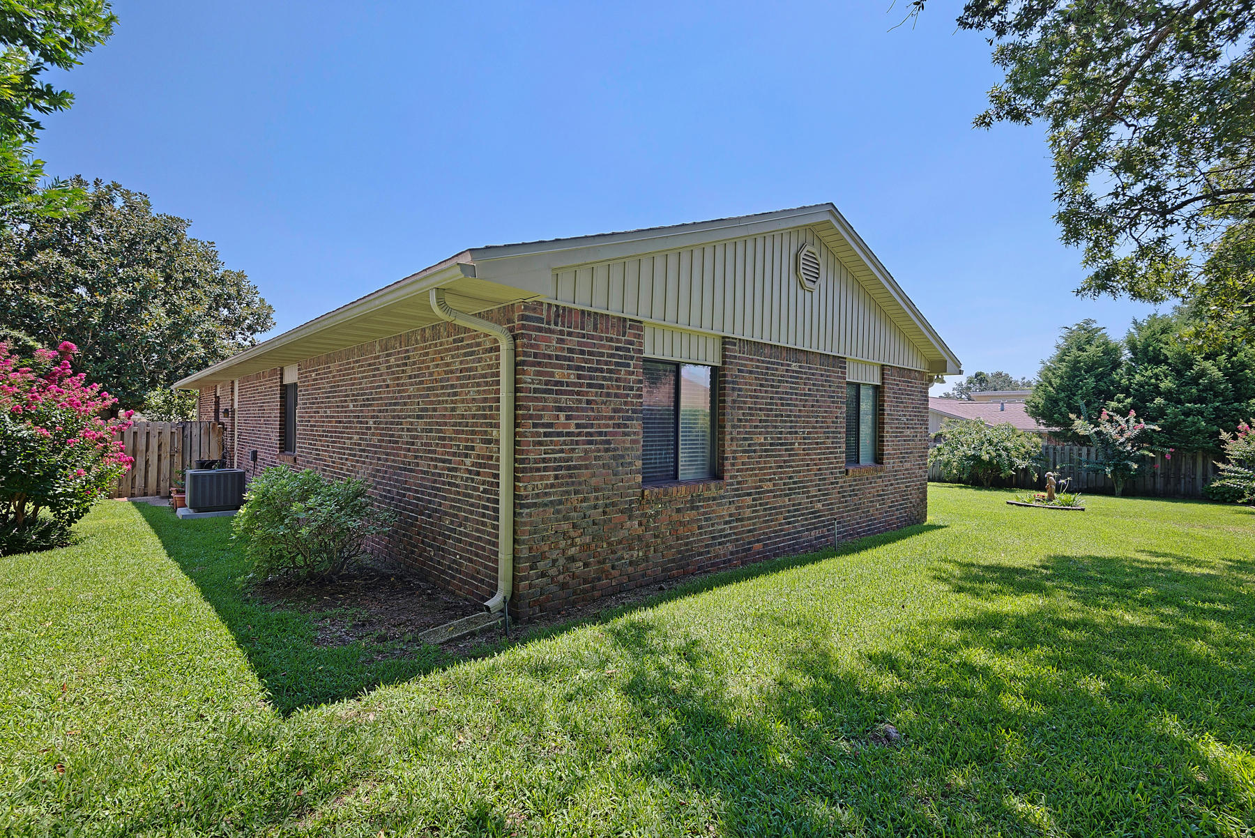 LAKE LORRAINE ESTATES 3 - Residential