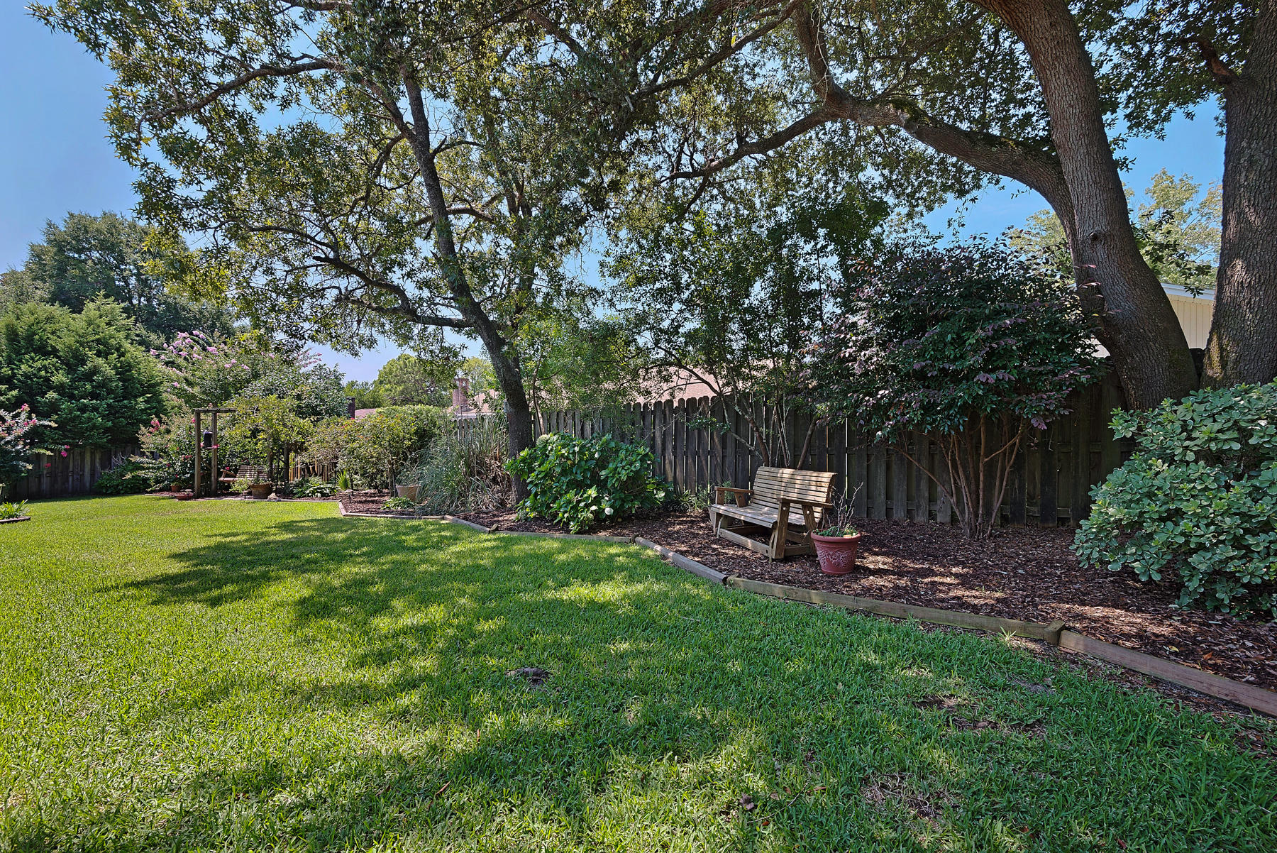 LAKE LORRAINE ESTATES 3 - Residential