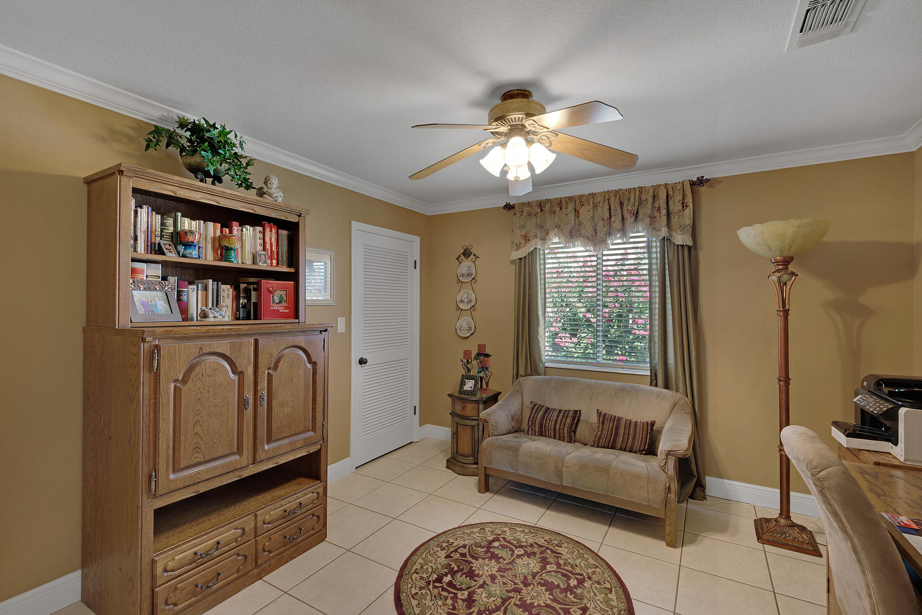 LAKE LORRAINE ESTATES 3 - Residential