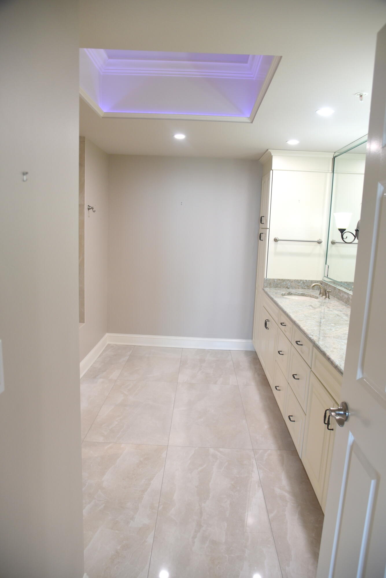 ST. THOMAS AT SILVER SHELLS - Residential