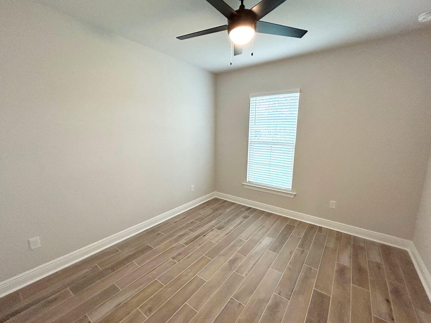 HAMMOCK BAY - STARBURST - Residential