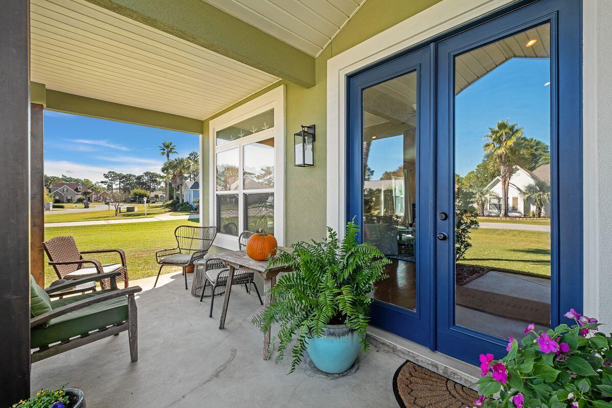 PELICAN BAY - Residential
