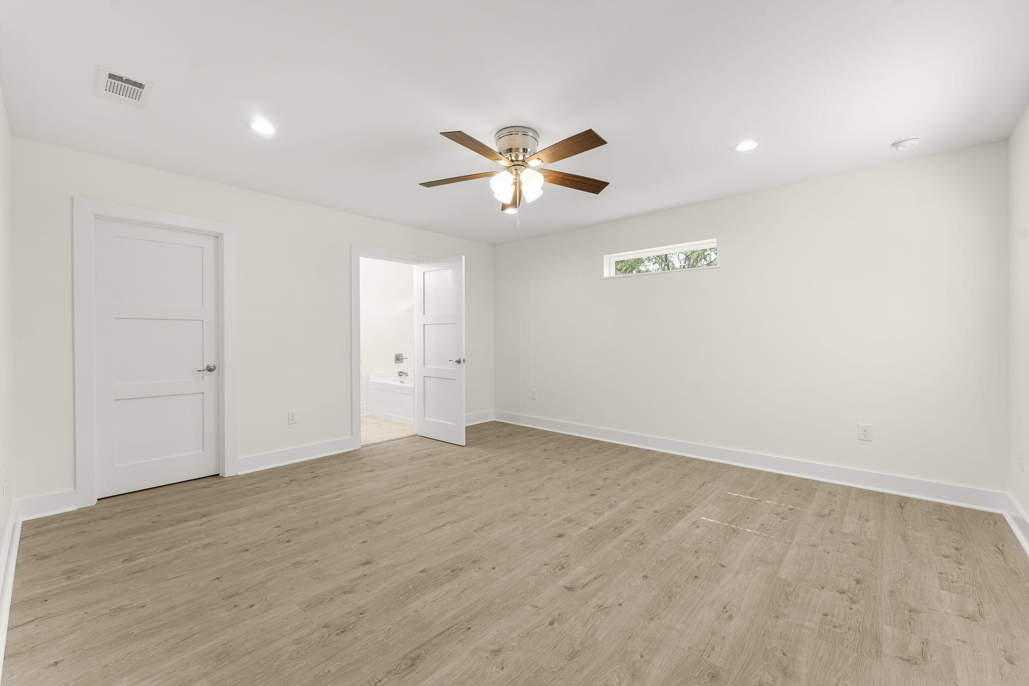 GREY MOSS POINT S/D - Residential