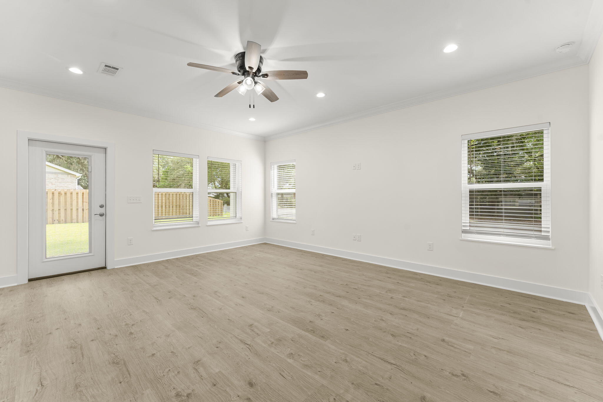 GREY MOSS POINT S/D - Residential