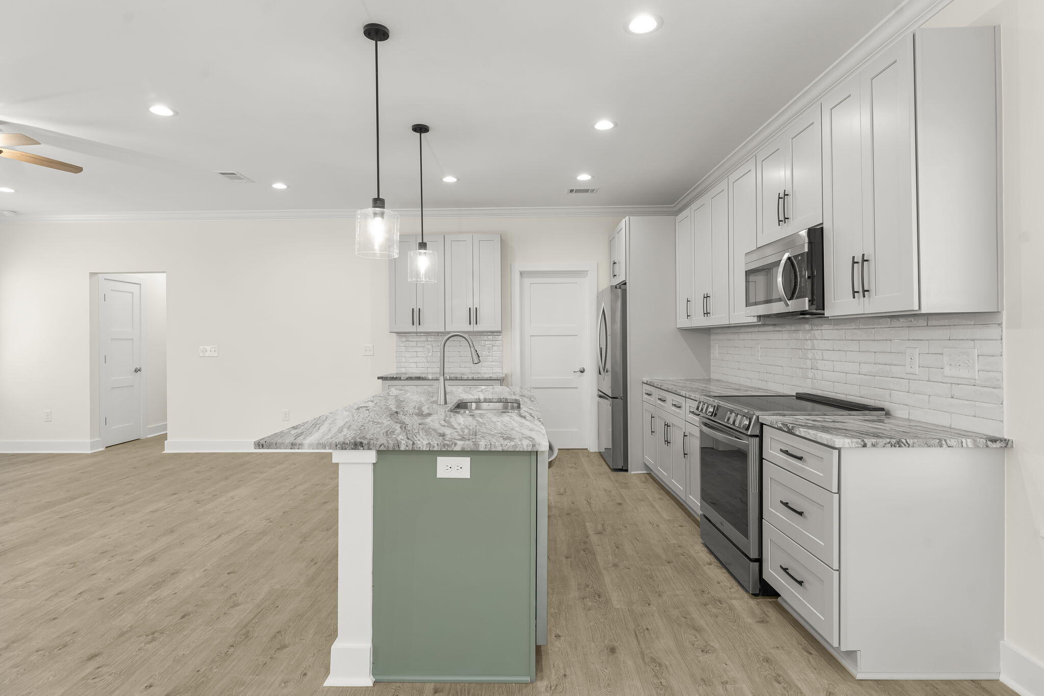 GREY MOSS POINT S/D - Residential