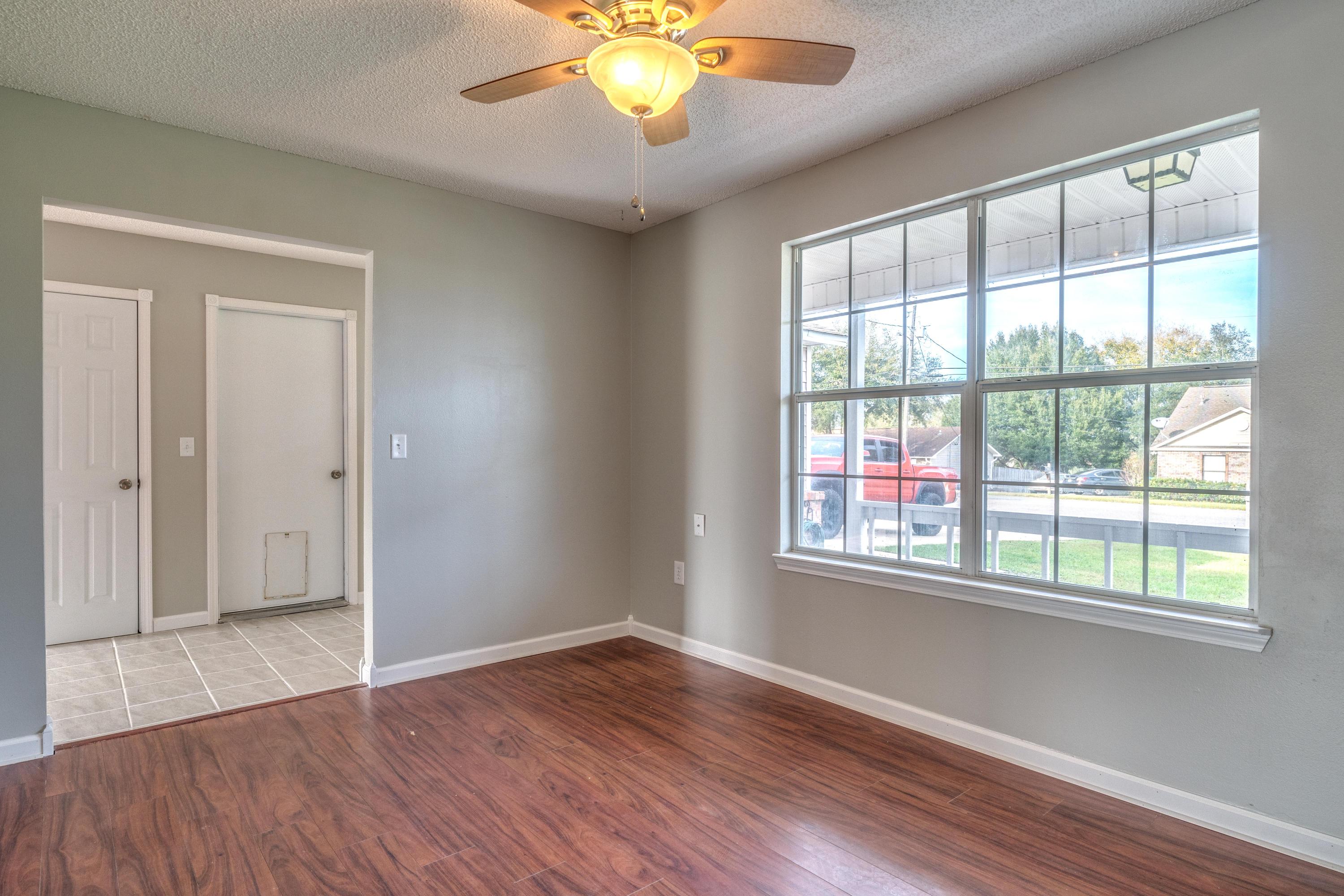 NORTHVIEW ESTATES 3RD ADDN - Residential