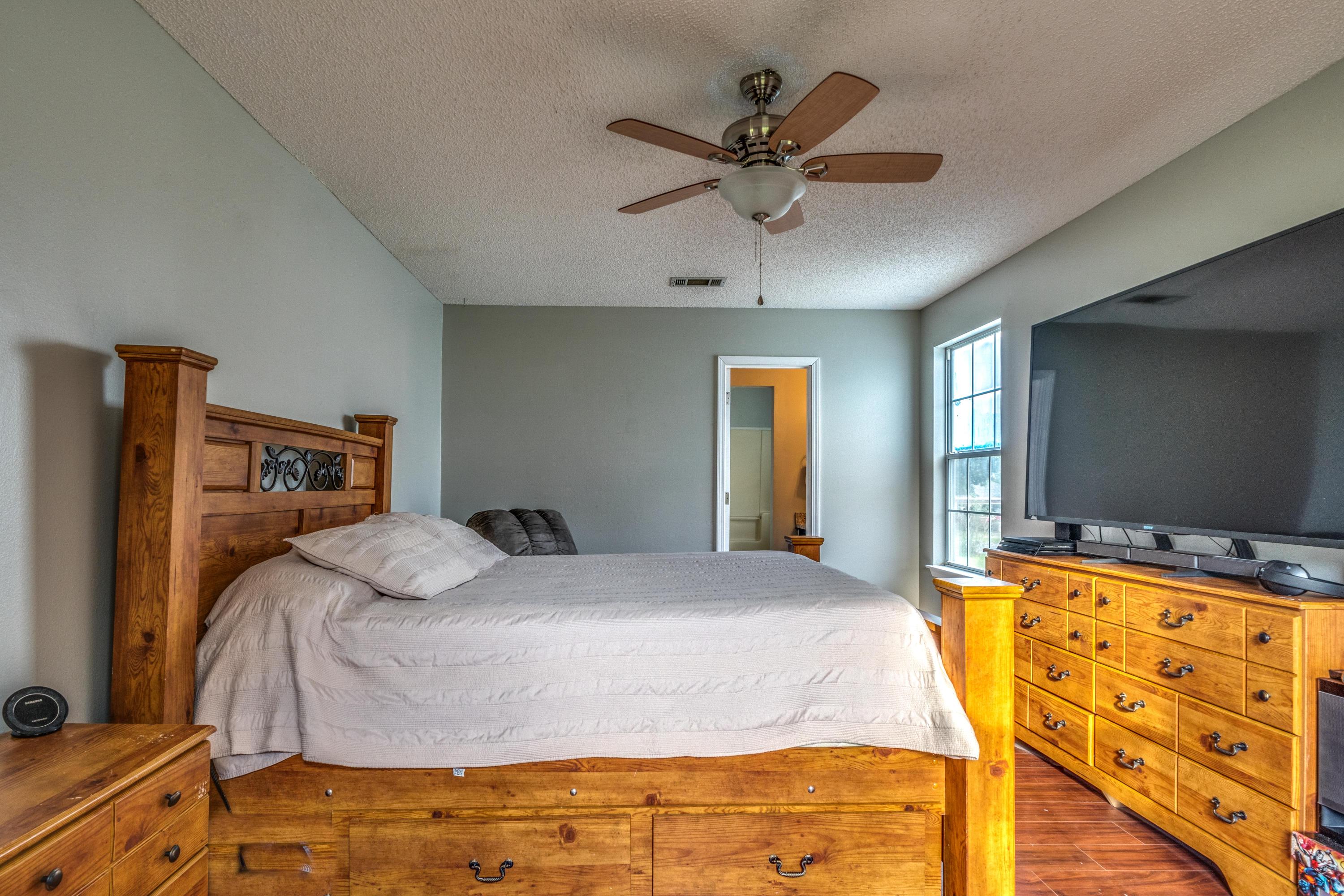 NORTHVIEW ESTATES 3RD ADDN - Residential