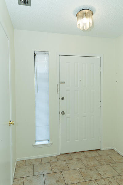 MONTAGE MANOR - Residential Lease