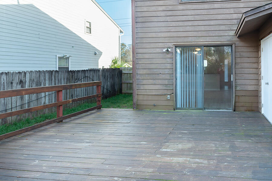 MONTAGE MANOR - Residential Lease