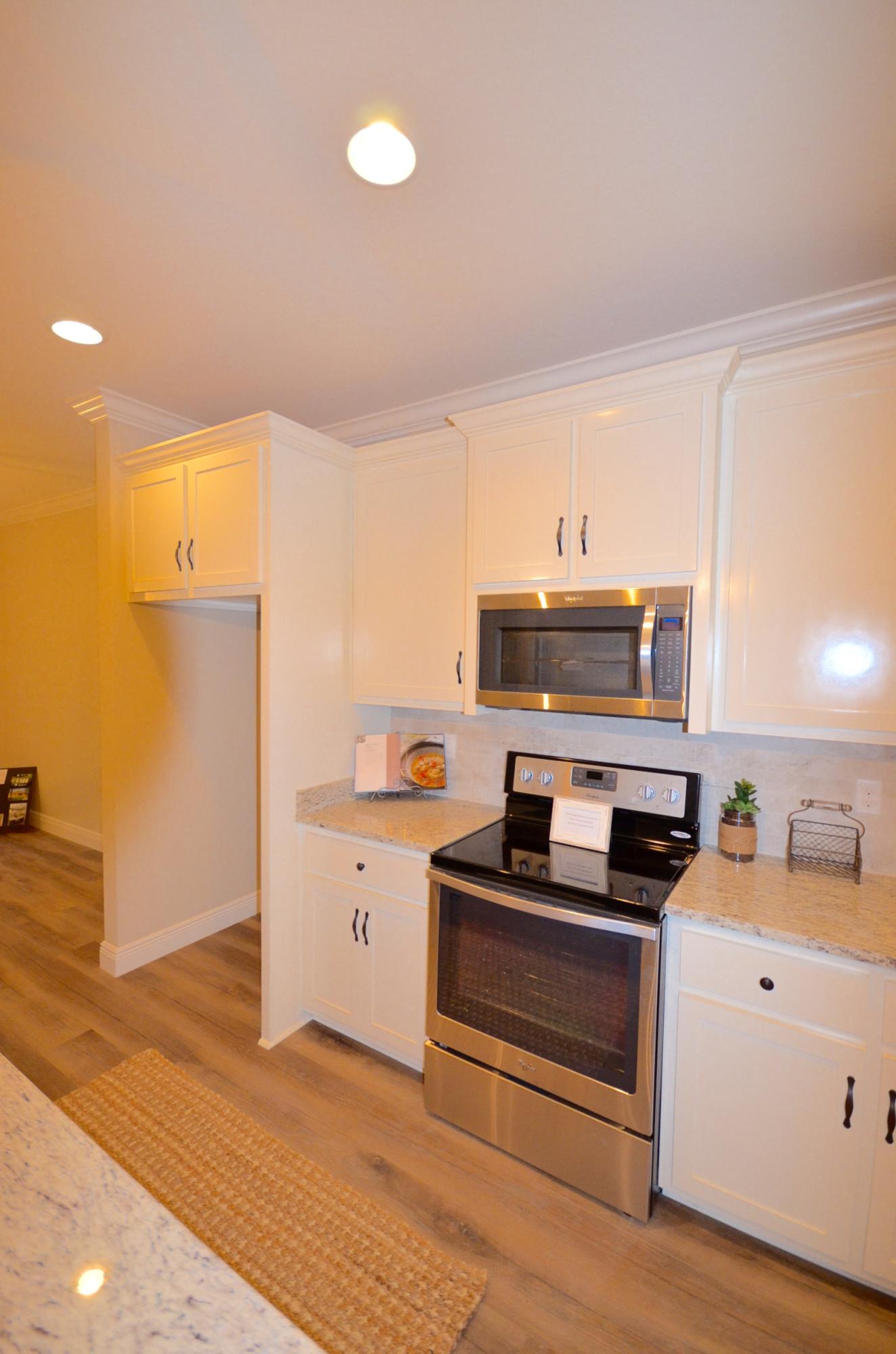 HOMEWOOD EST - Residential