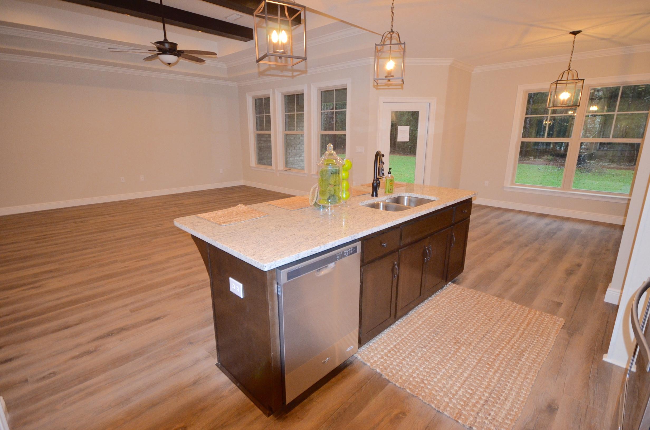 HOMEWOOD EST - Residential