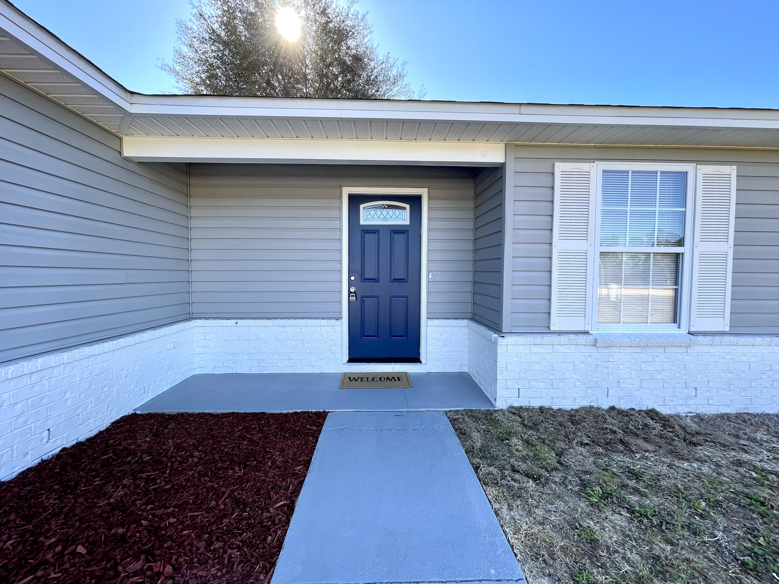 TRIPLE LAKES EST - Residential