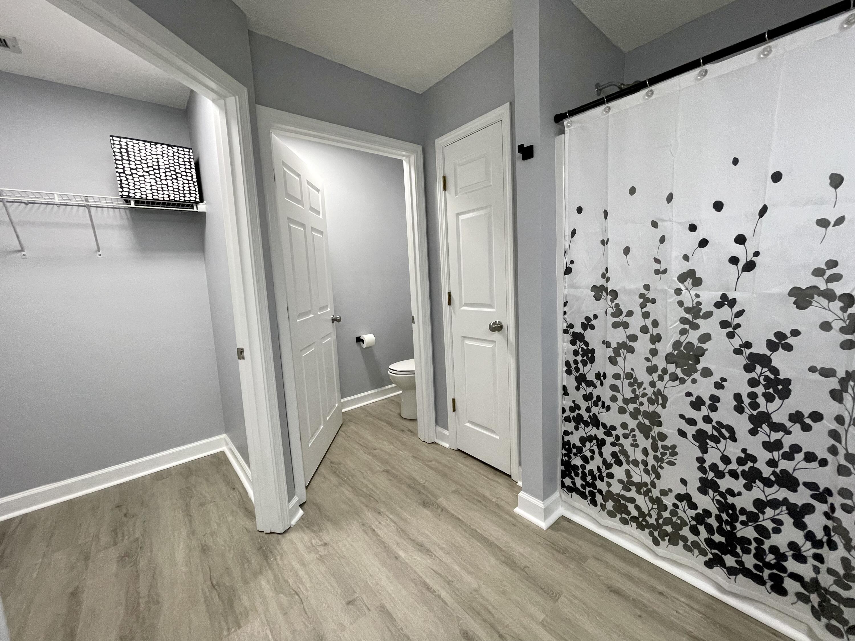 TRIPLE LAKES EST - Residential