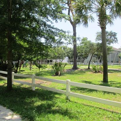 TWIN LAKES ESTATES - Residential Lease