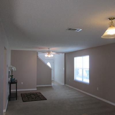 TWIN LAKES ESTATES - Residential Lease