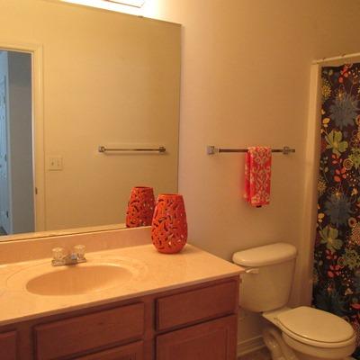 TWIN LAKES ESTATES - Residential Lease