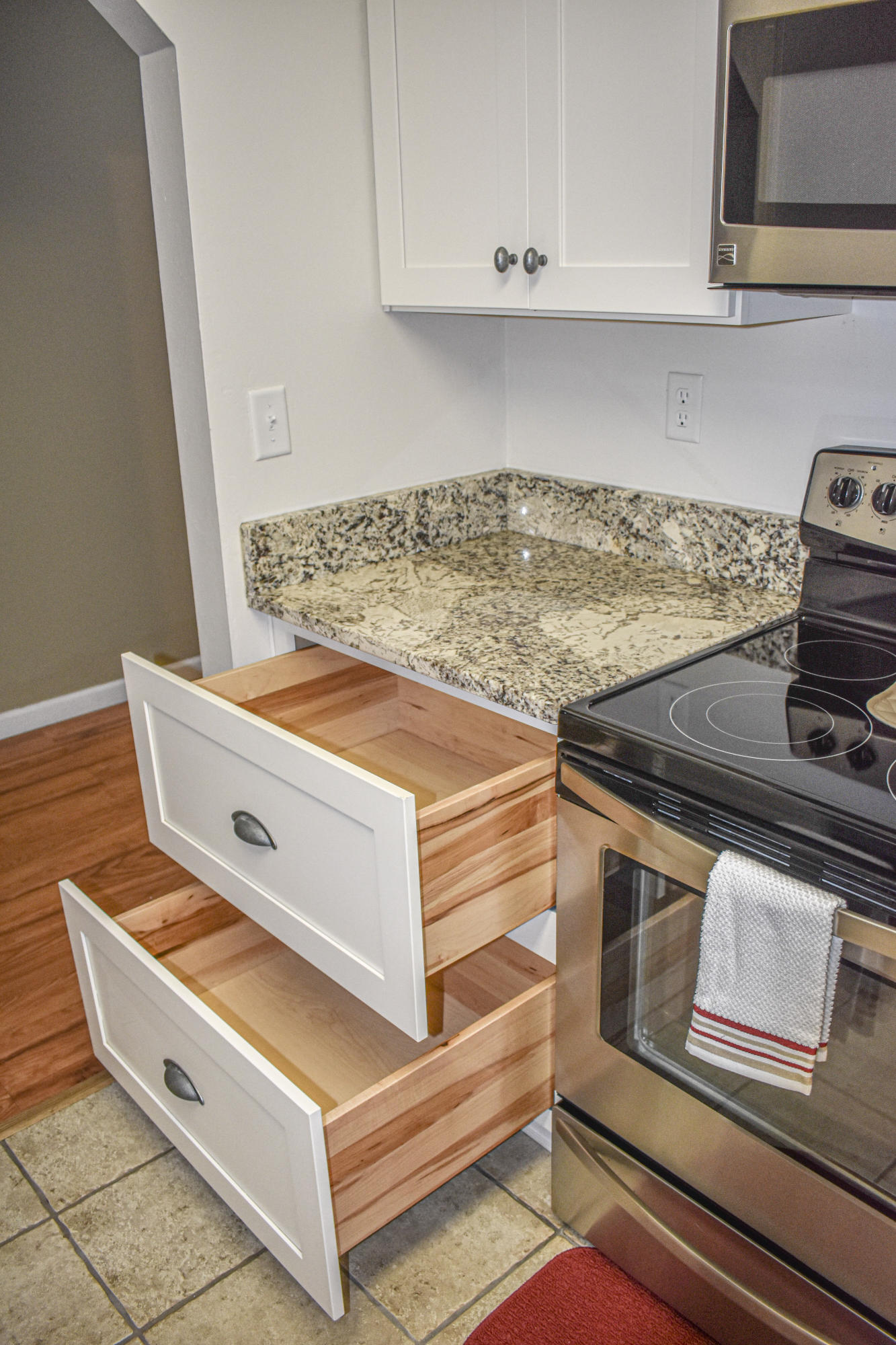 COUNTRYVIEW ESTATES 2ND ADDN - Residential