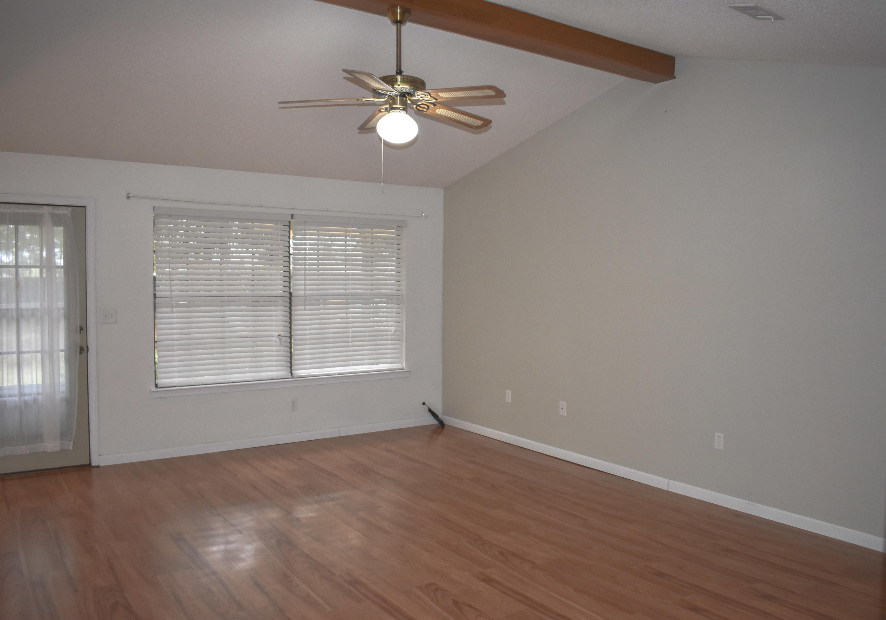 COUNTRYVIEW ESTATES 2ND ADDN - Residential