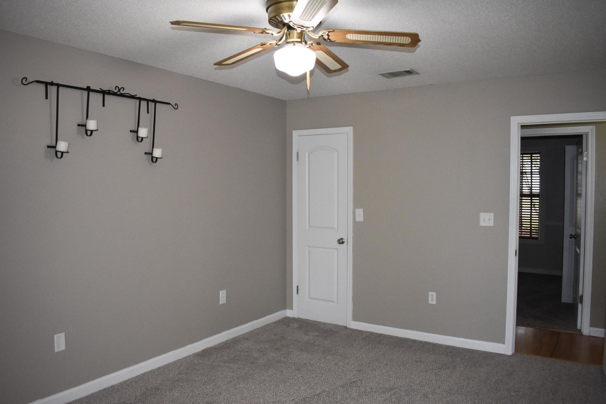 COUNTRYVIEW ESTATES 2ND ADDN - Residential