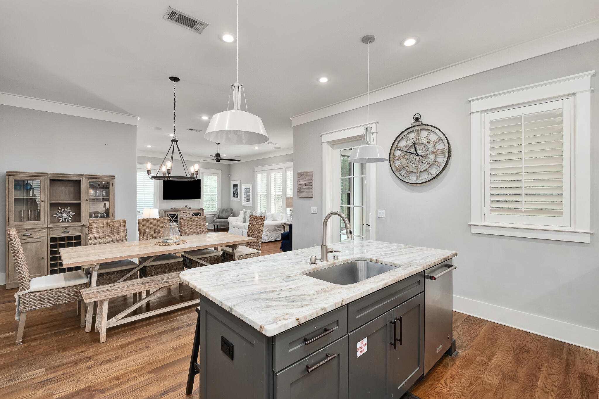 LAKESIDE AT BLUE MOUNTAIN BEACH - Residential