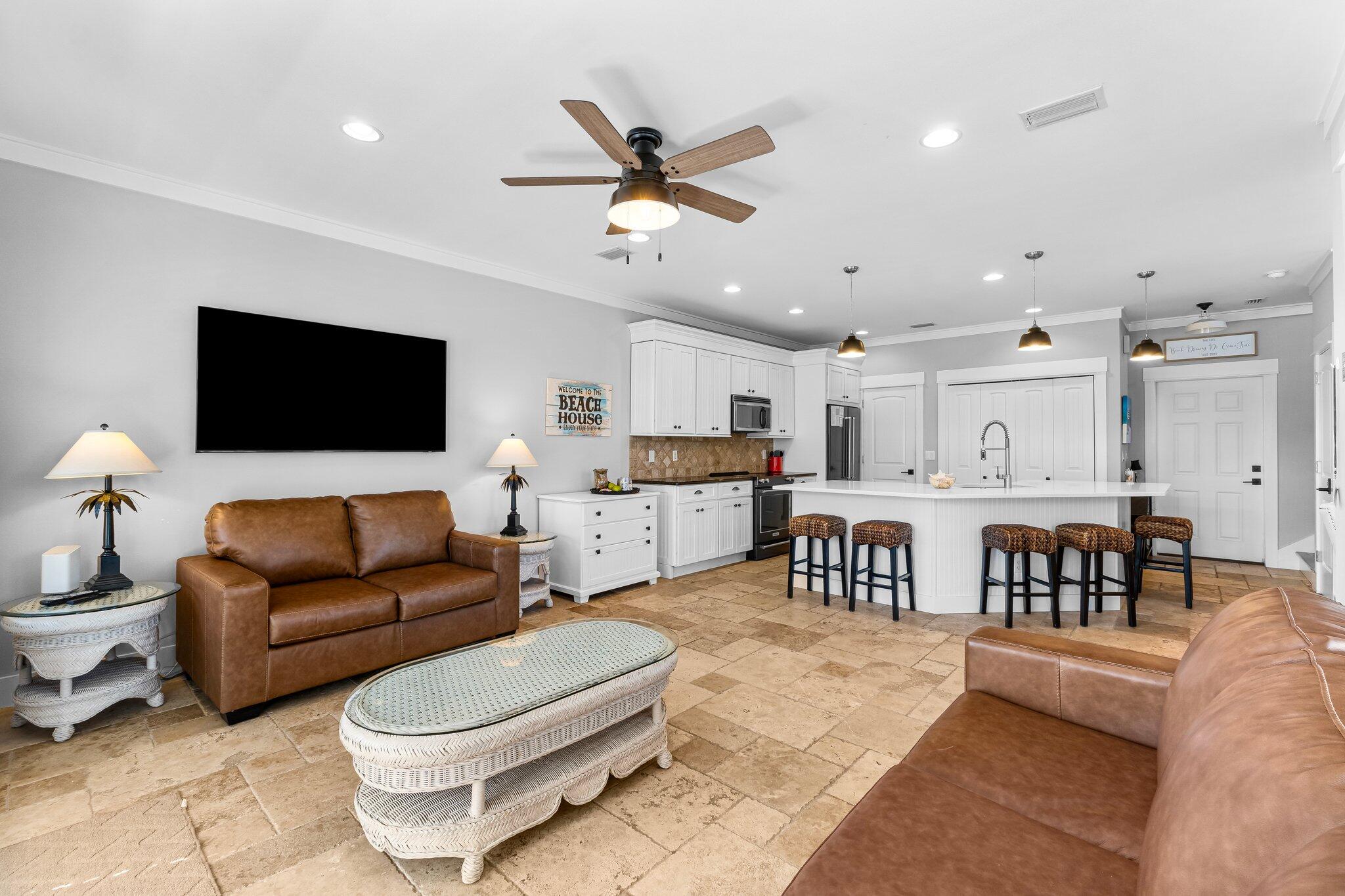EMERALD WATERS VILLAGE - Residential