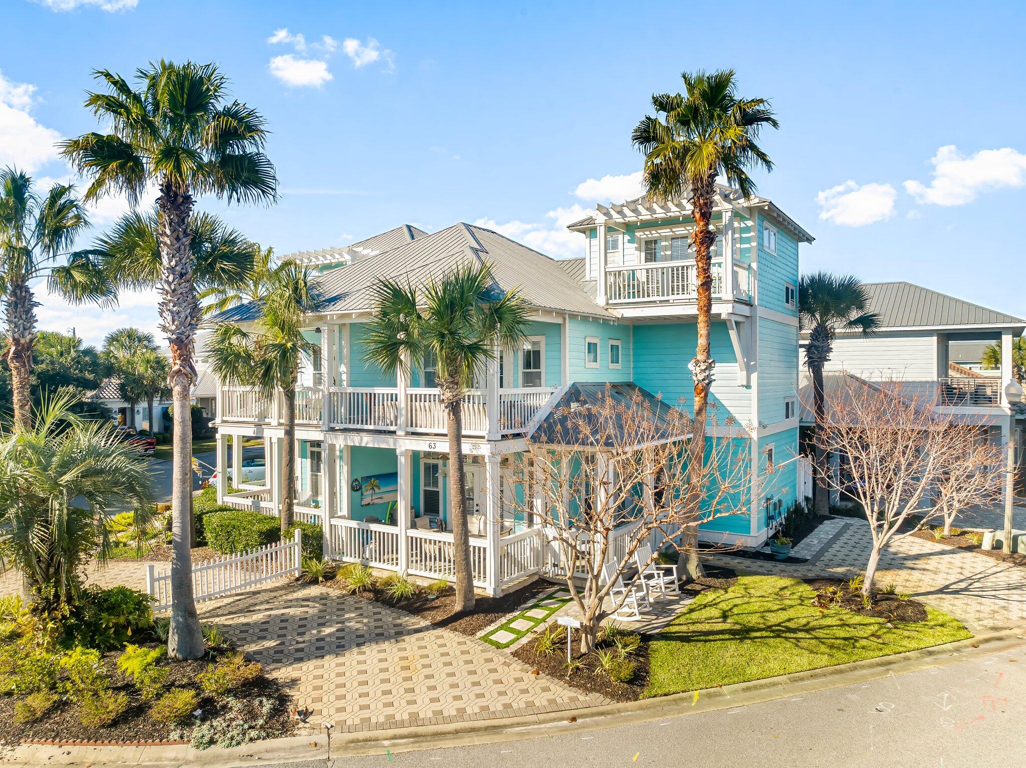 EMERALD WATERS VILLAGE - Residential