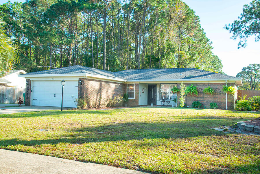 PINEDALE - Residential Lease