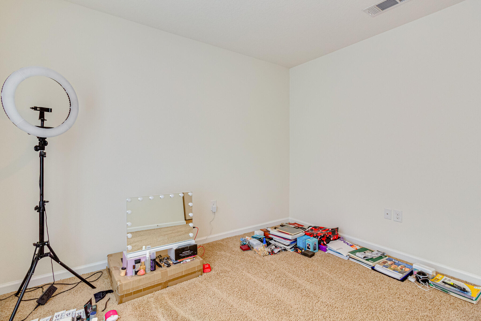 REDSTONE COMMONS - Residential Lease