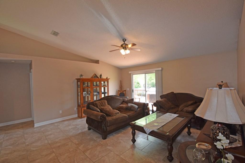 NORTHVIEW ESTATES 5TH ADDN - Residential