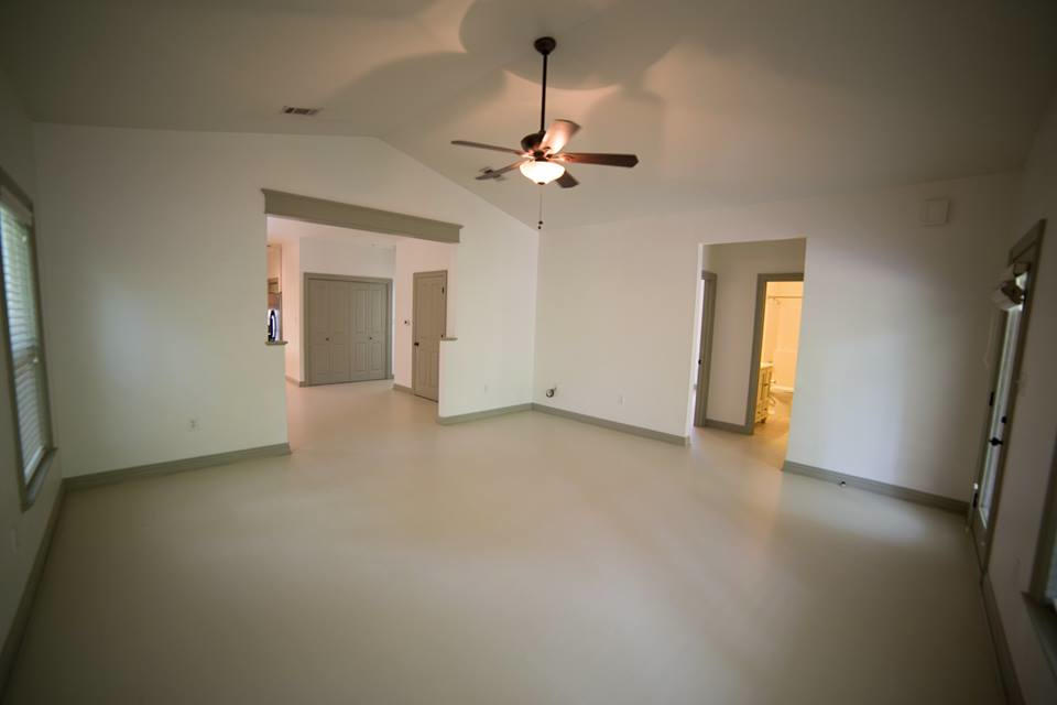 MAGNOLIA BEACH - Residential