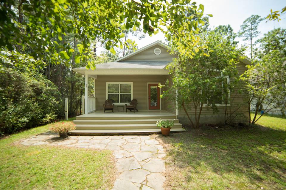 MAGNOLIA BEACH - Residential